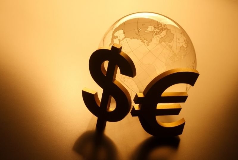 Como posso comprar ouro na Nomad?