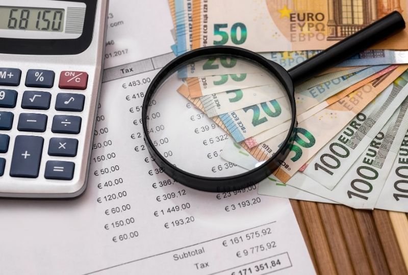 Como investir morando na Europa?